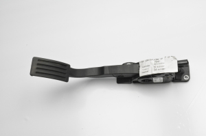 Ford Focus (2011–2018) Gaasipedaal - 4