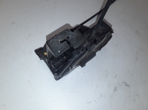 RENAULT Clio III (2005–2012) Esiukse lukk 8200300125 - 3