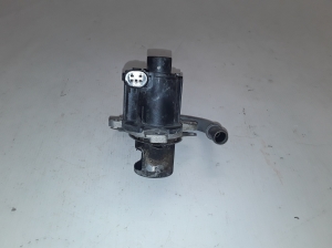  EGR valve 