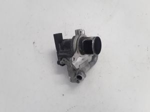  EGR valve 