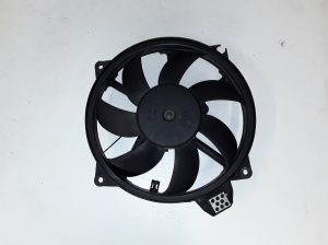  Cooling fan 