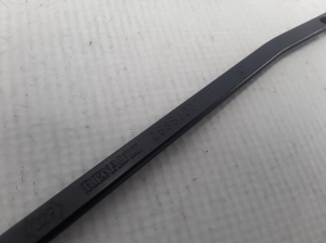  Windshield wiper blade 