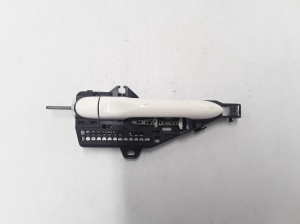 Rear side door exterior handle - 806062058R
