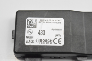 Opel Astra J (2009–2017) Steuergerät für Zentralverriegelung 13503204 - 4