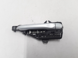 Rear side door exterior handle - 806B02596R