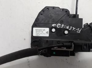 RENAULT Fluence (2009–2017) Rear side door lock 825020019R - 2