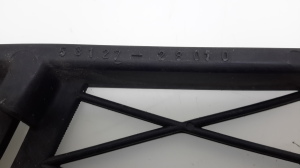 TOYOTA Previa (2000–2006) Front bumper lower grille 5312728010 - 2