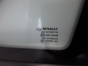 RENAULT Megane III (2008–2016) Tagumine küljeklaas (kere) 833060008R - 3