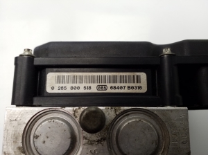 NISSAN Note E11 (2005–2014) ABS unit 0265231732 - 2