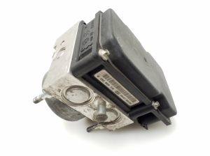 NISSAN Note E11 (2005–2014) ABS unit 0265231732 - 3