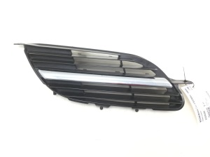 Front grille - 62322BU000