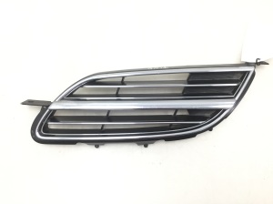 Front grille - 623304U100