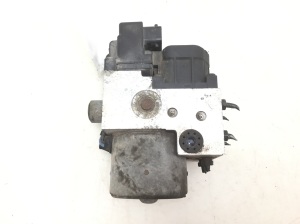NISSAN Almera Tino V10 (2000–2006) ABS Steuergerät 476604U101 - 3