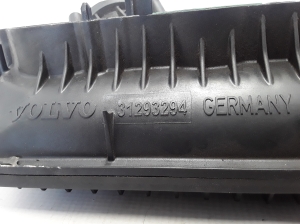  Intake manifold 