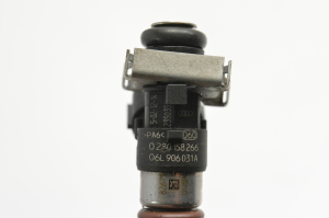 AUDI A4 B8 (2007–2016) Injektor Einspritzdüse 06L906031A - 3