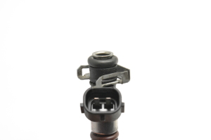 AUDI A4 B8 (2007–2016) Fuel injector 06L906031A - 2