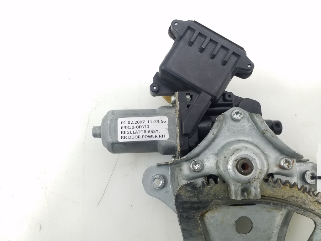 TOYOTA Corolla Verso 1 generation (2001-2009) Rear Right Door Window Regulator 698300F020 20996216