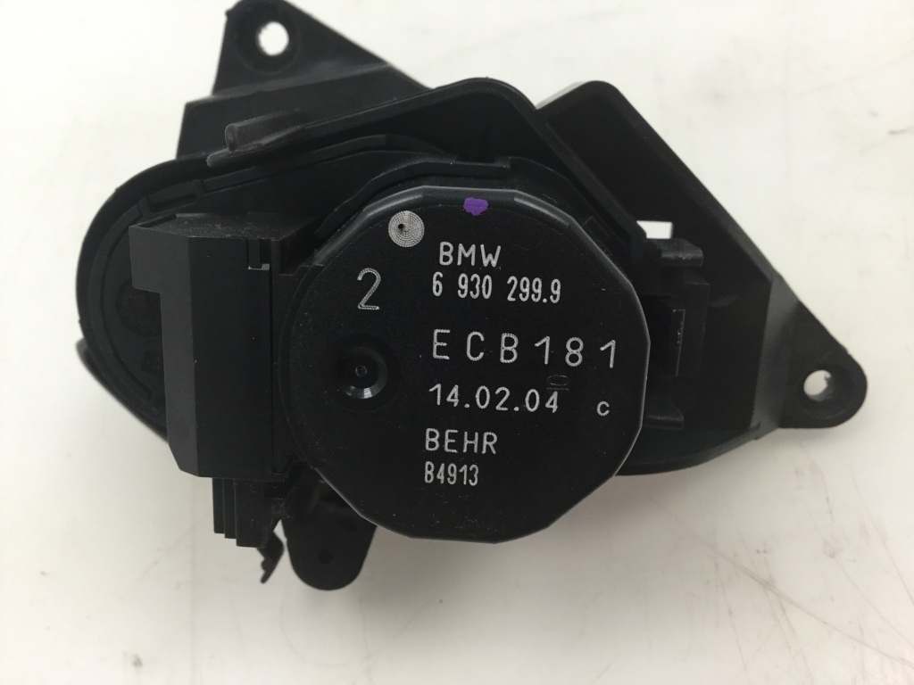 BMW 5 SERIES E60 (2003–2010) Stellmotor Heizungsklappe 69302999 BMW 5 SERIES E60 (2003–2010) Stellmotor Heizungsklappe 69302999