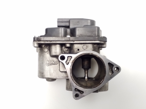  EGR valve 