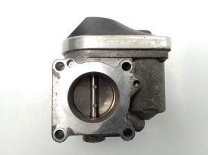 Volkswagen Polo IV (2001–2009) Drosselklappe 036133062 - 3