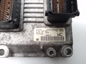 Opel Corsa C (2000–2006) Motorsteuergerät 55354328 - 2