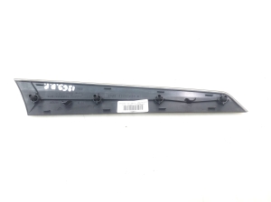 Mercedes Benz C-Class 204 (2007–2014) Esiukse polstri ilupaneel A2047200222 - 2