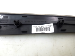 Mercedes Benz C-Class 204 (2007–2014) Esiukse polstri ilupaneel A2047200222 - 3