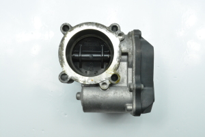  Accelerator valve 