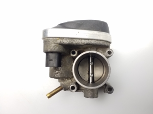 Volkswagen Polo IV (2001–2009) Drosselklappe 408238321006