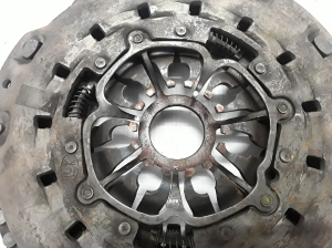  Clutch disc 