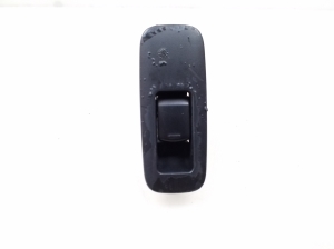   Rear side door glass switch 