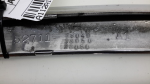 TOYOTA Previa (2000–2006) Priekšējās restes hroma apdare 5271128040 - 2
