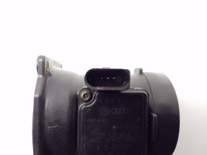 AUDI A6 C5 (1997–2005) Débitmètre d’air 078133471E - 4
