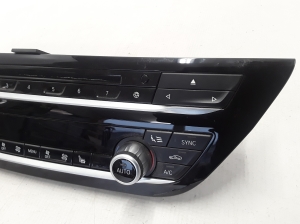 BMW 5 SERIES G30 (2016–2026) Heater control panel 6834435 - 2