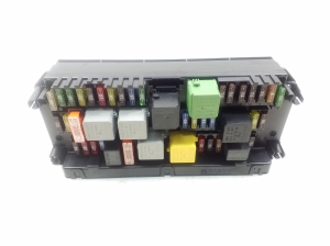  Fuse block holder under the hood 