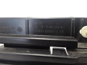 BMW 5 SERIES F11 (2010–2017) Välise aknalaua klamber 7184778 - 3