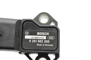 Volkswagen Golf VII (2012–2026) Intercooler sensor 0281002399 - 2