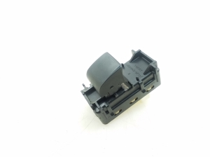   Rear side door glass switch 