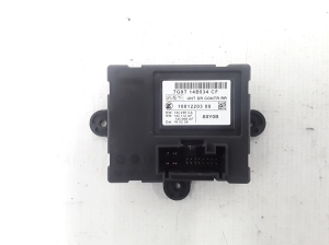   Rear side door control unit 