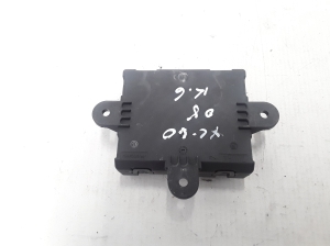  Rear side door control unit 