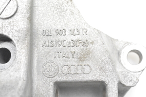 AUDI A4 B8 (2007–2016) Generaatori kinnitus 03L903143R - 4