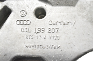 Volkswagen Passat B7 (2010–2014) Engine bracket 03L199207 - 3