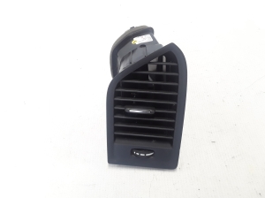   Armatuurlaua ventilatsioonivõred  - 39818213 
