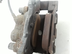  Front brake caliper 