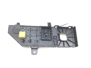 Interior fuse box - 13181984