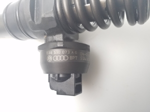 AUDI A4 B6 (2000–2005) Kütusepihusti 038130073AG - 3