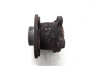  Rear hub 