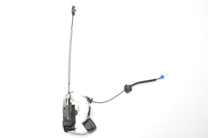 Volkswagen Golf VII (2012–2026) Rear side door lock 5K4839015R - 3