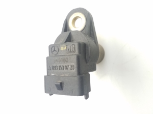 Mercedes Benz C-Class 203 (2000–2007) Nukkvõlli asendi andur A0031539728 - 4