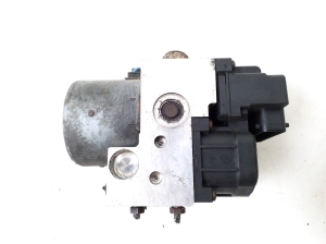NISSAN Almera Tino V10 (2000–2006) ABS Steuergerät 476604U101 - 4